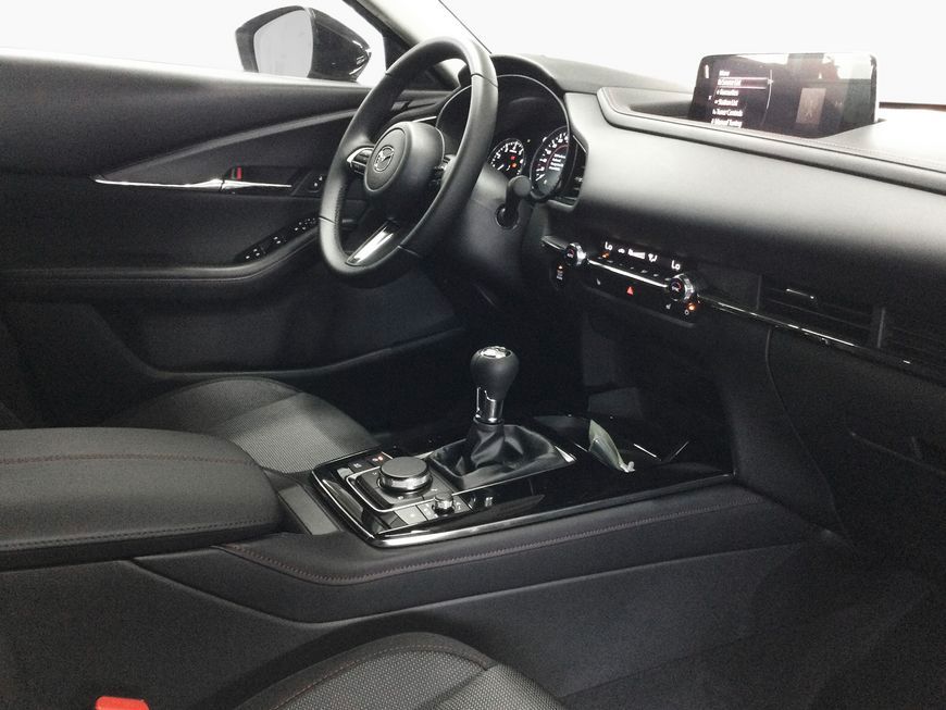 Mazda CX-30 2025
