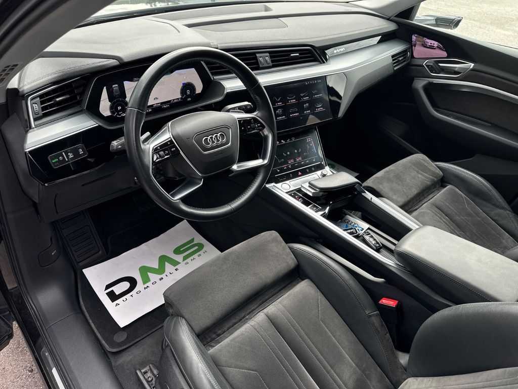 Audi e-tron 2019