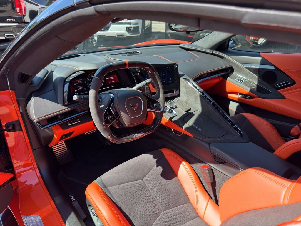 Corvette C8 2025