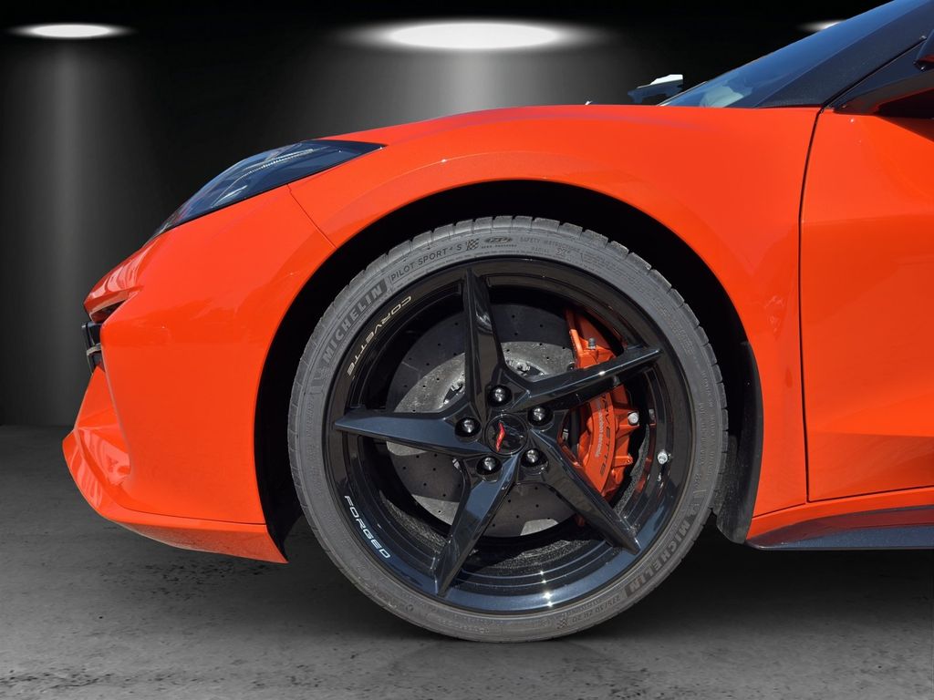 Corvette C8 2025