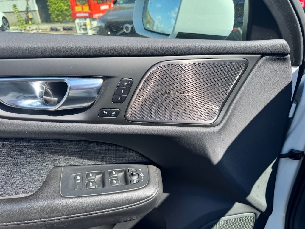 Volvo V60 2021