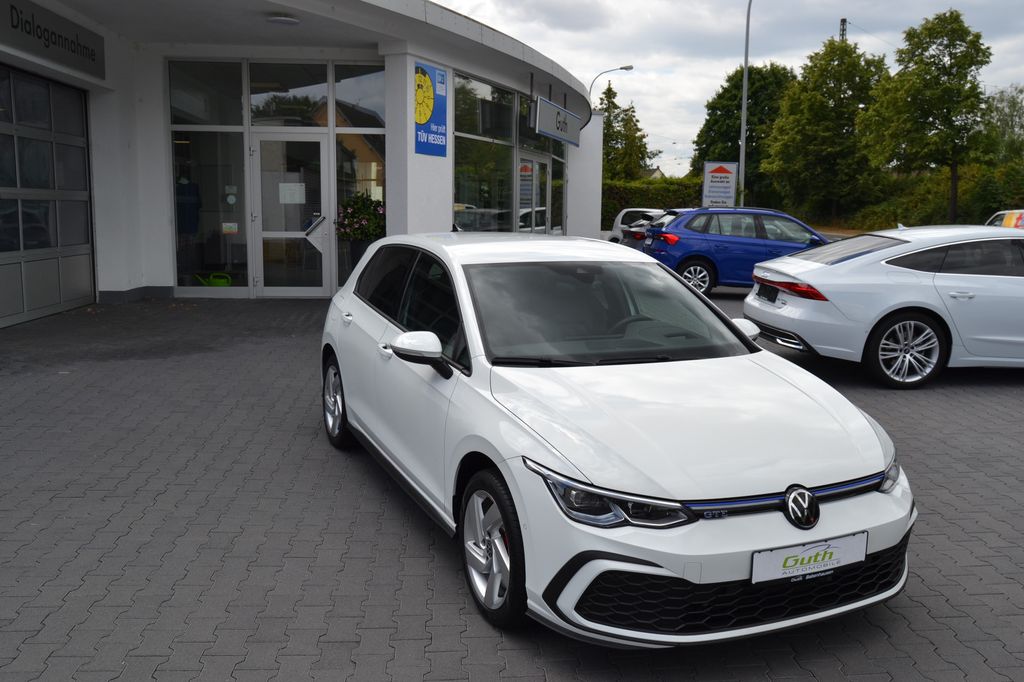 Volkswagen Golf 2022