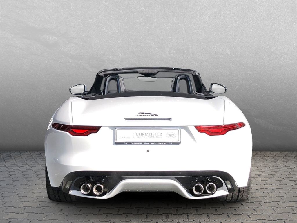 Jaguar F-Type 2024