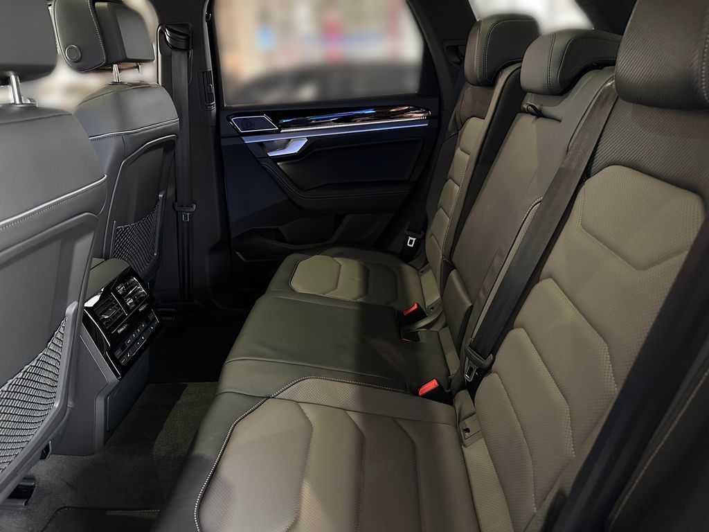 Volkswagen Touareg 2025