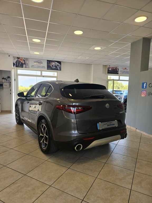 Alfa Romeo Stelvio 2019