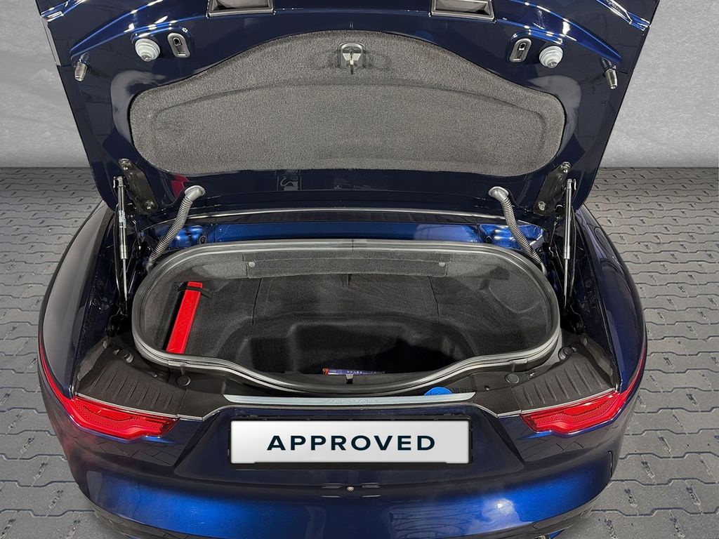 Jaguar F-Type 2024