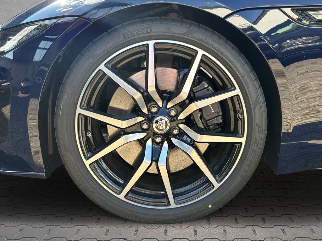 Jaguar F-Type 2024
