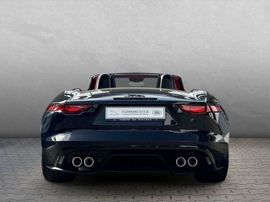 Jaguar F-Type 2024