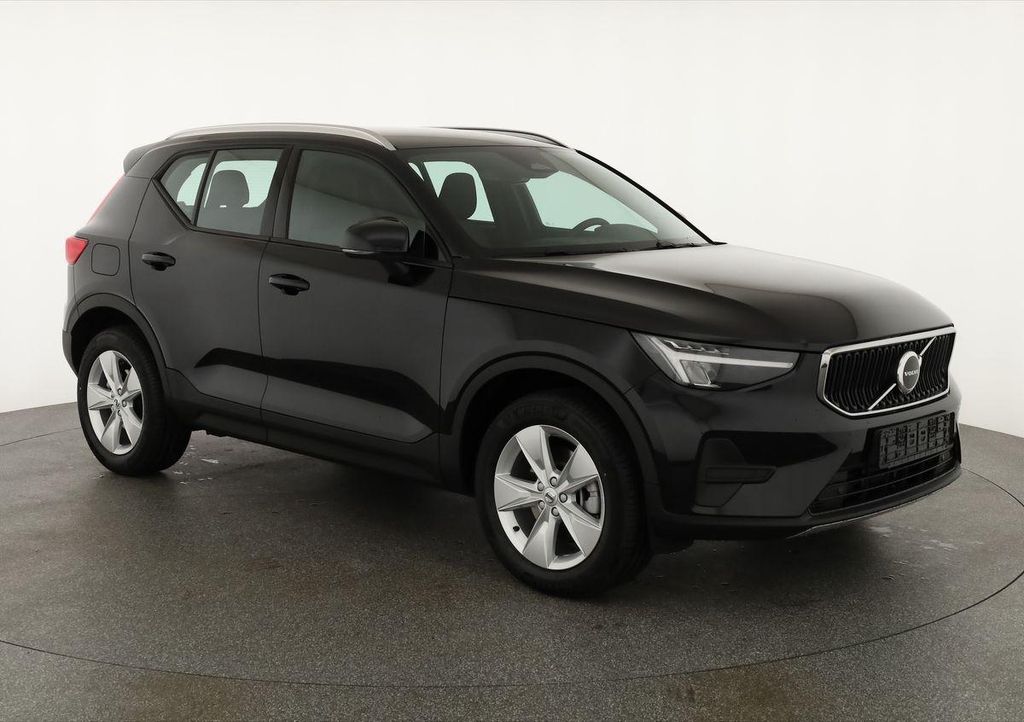 Volvo XC40 2025