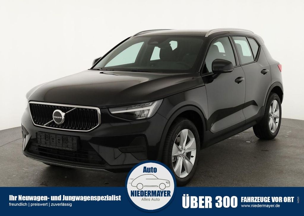 Volvo XC40 2025