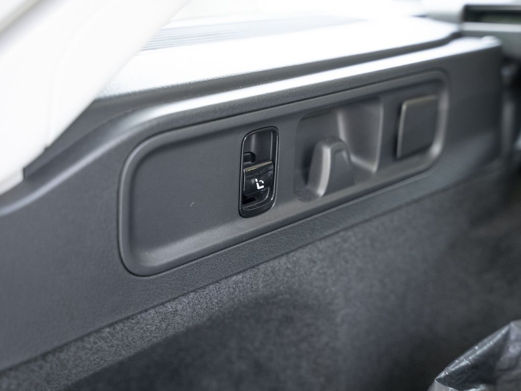 Mercedes-Benz C 200 2023