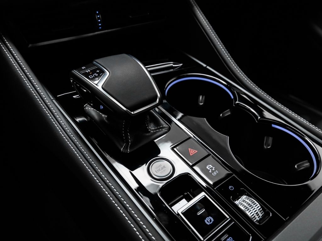 Volkswagen Touareg 2025