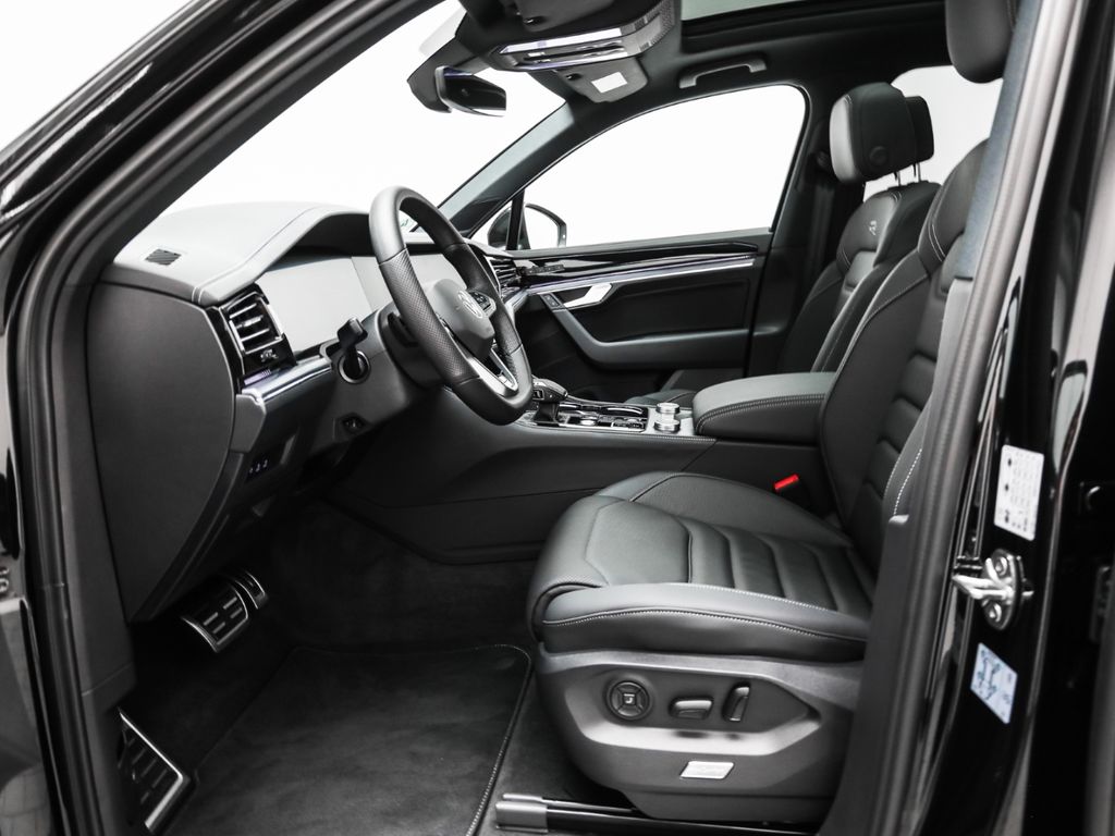 Volkswagen Touareg 2025