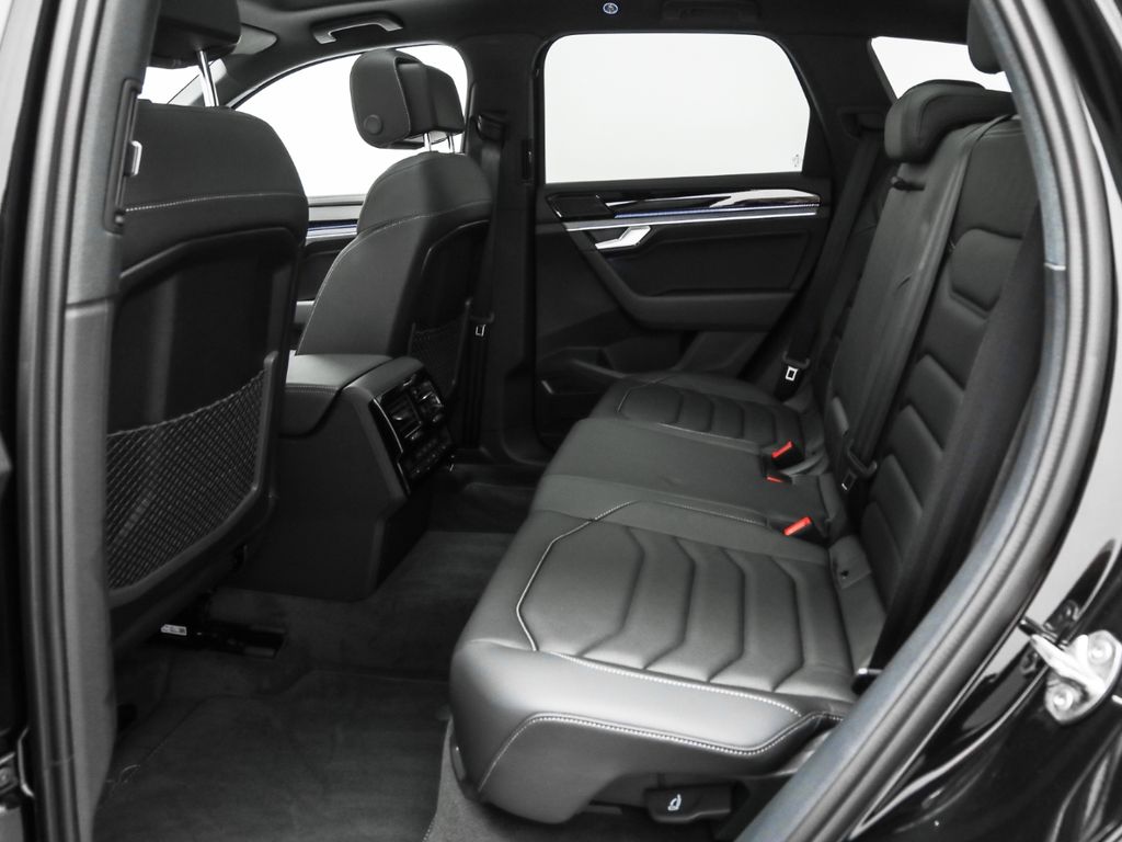 Volkswagen Touareg 2025