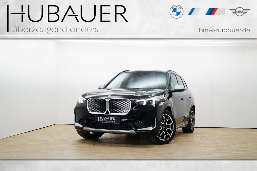 BMW iX1 2024