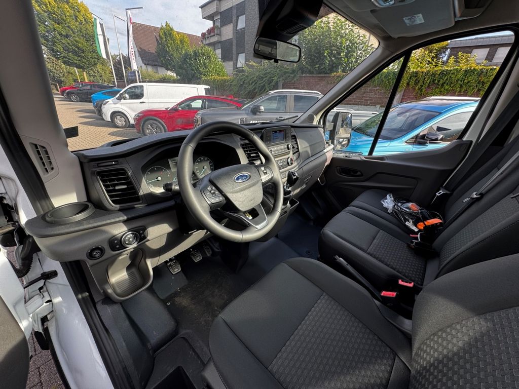 Ford Transit 2025