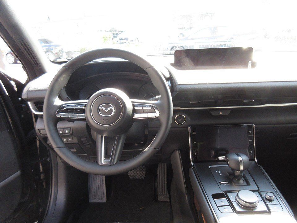 Mazda MX-30 2025