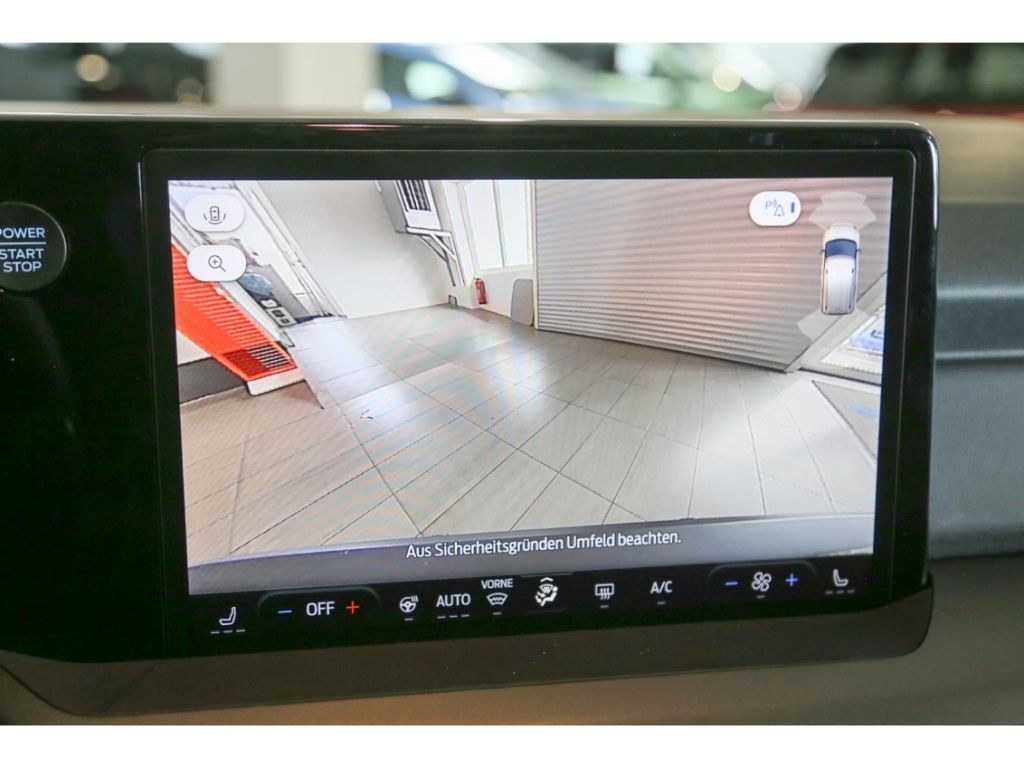 Ford Tourneo Courier 2025