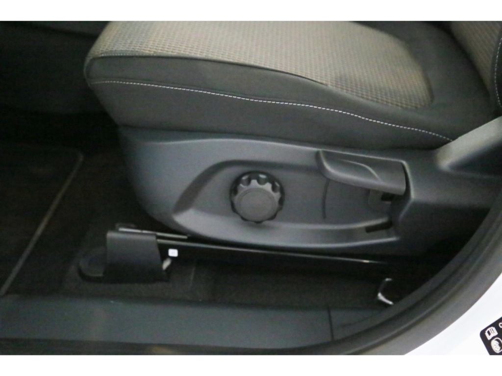 Ford Tourneo Courier 2025