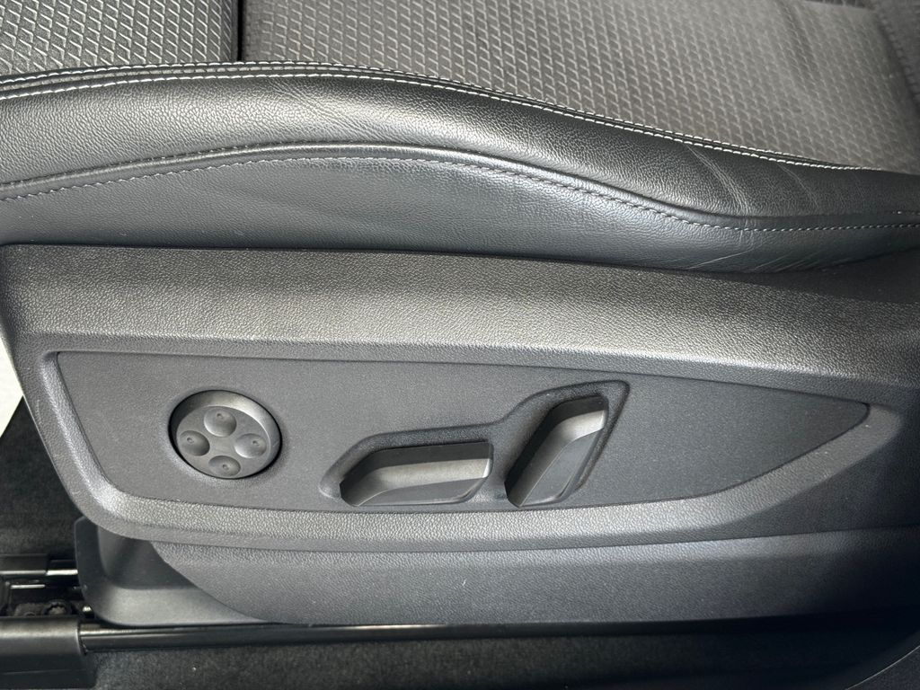 Audi SQ5 2023
