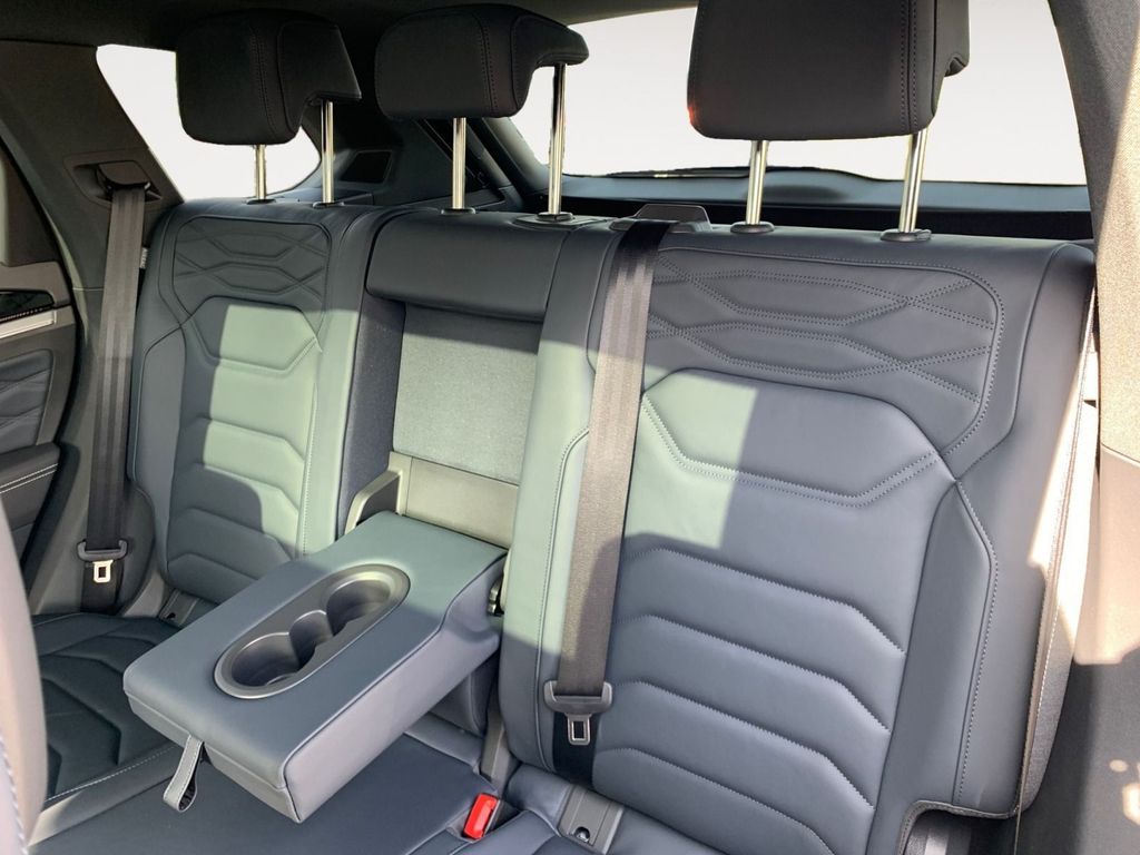 Volkswagen Touareg 2025