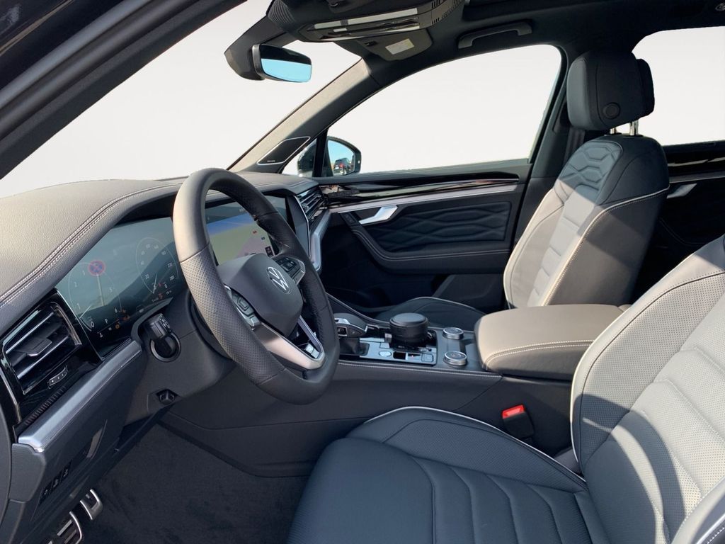 Volkswagen Touareg 2025