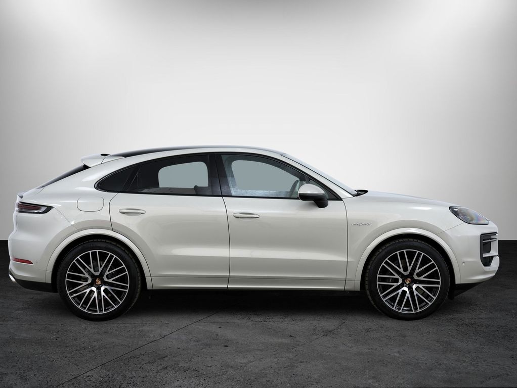 Porsche Cayenne 2025