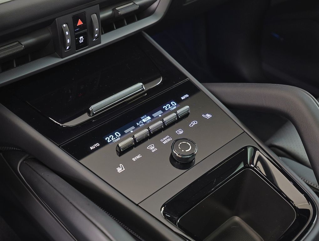 Porsche Cayenne 2025