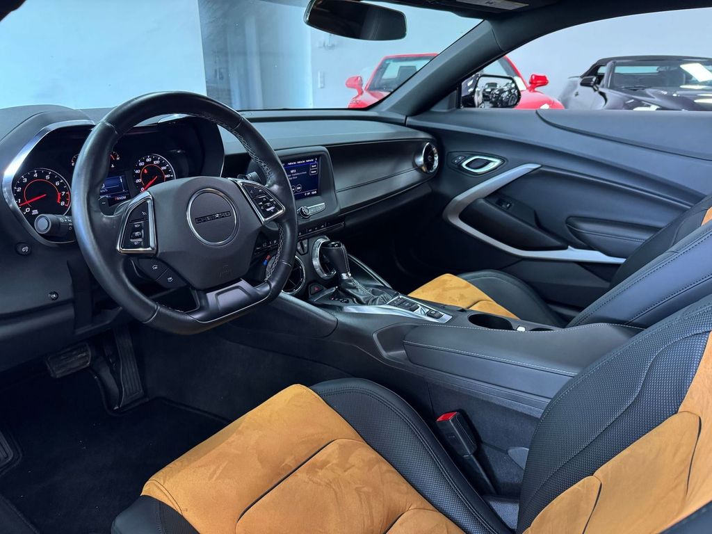 Chevrolet Camaro 2023