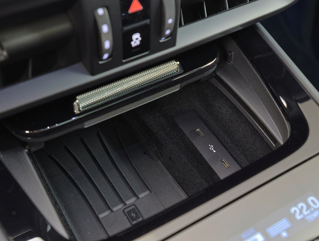 Porsche Cayenne 2025