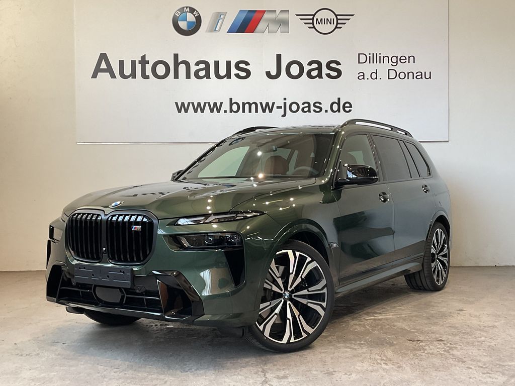 BMW X7 M60 2025