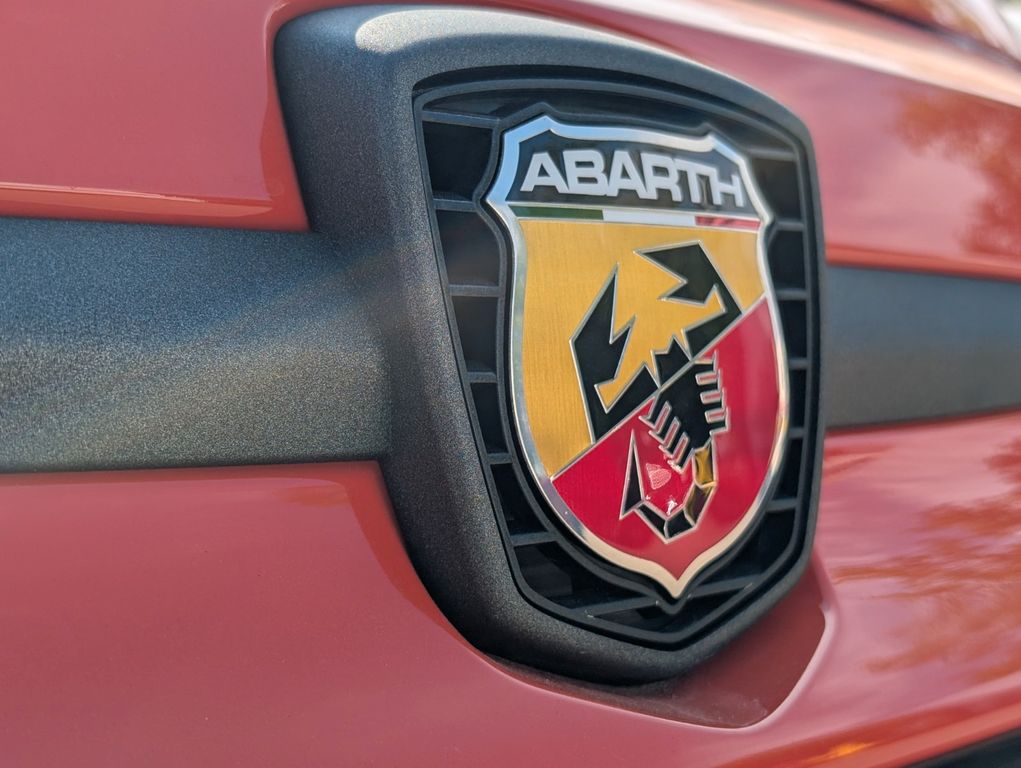 Abarth 595C 2023
