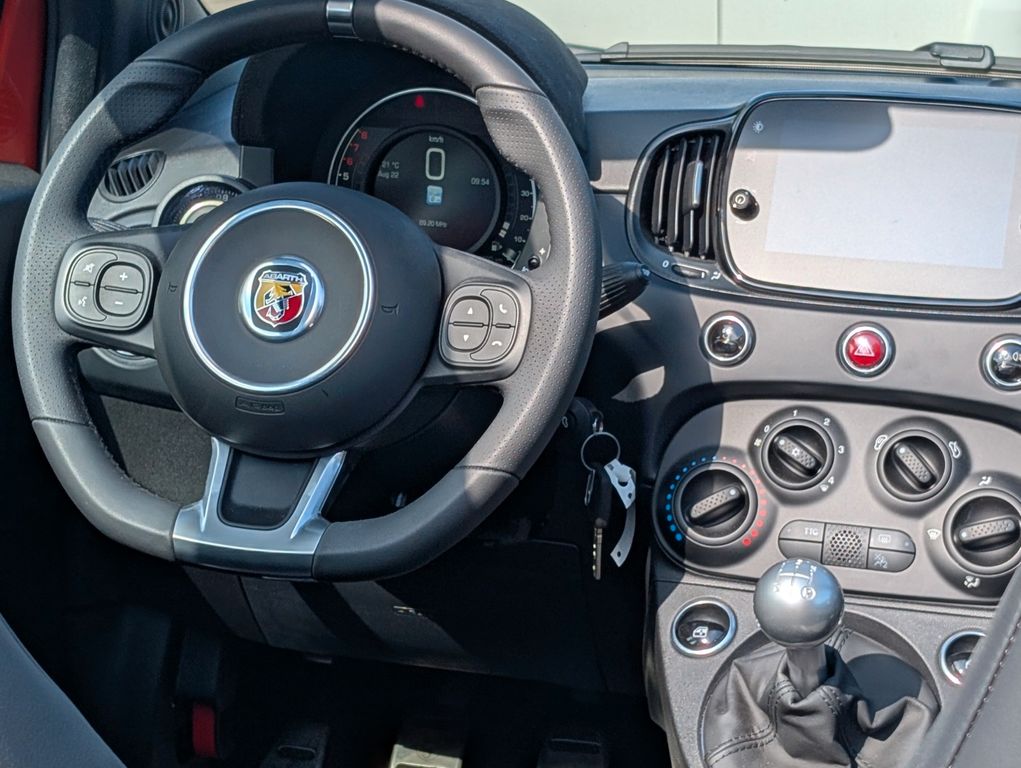 Abarth 595C 2023