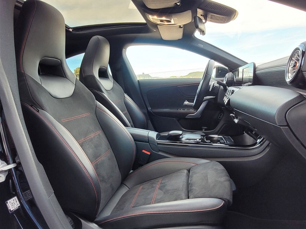 Mercedes-Benz CLA 220 2021