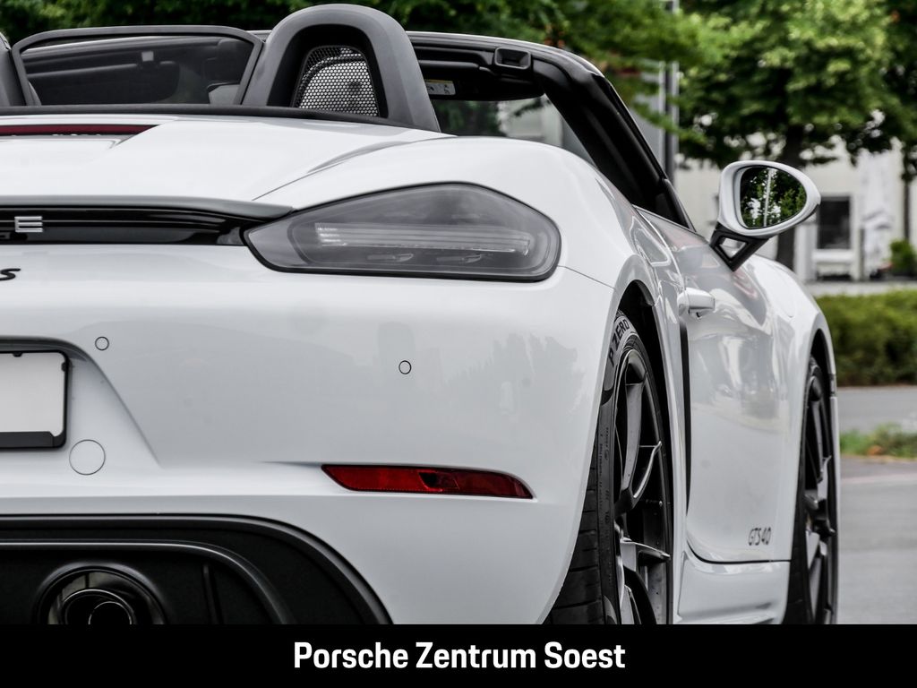 Porsche Boxster 2024
