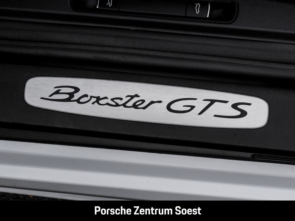 Porsche Boxster 2024