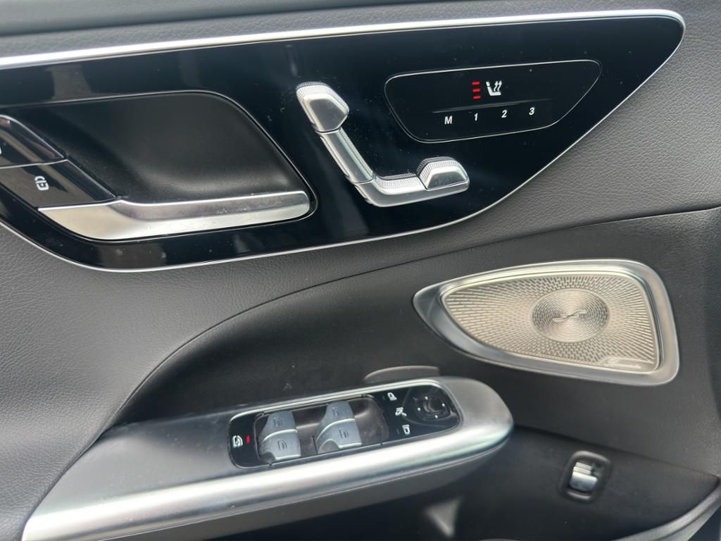 Mercedes-Benz C 300 2024