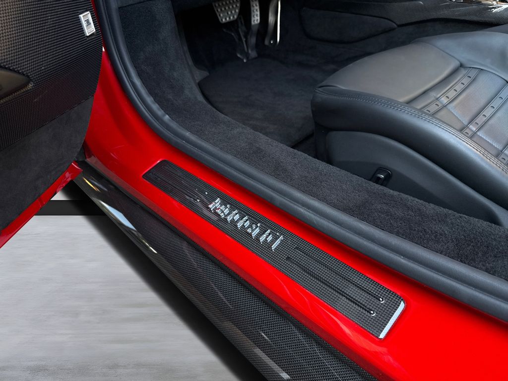 Ferrari 296 GTS 2024