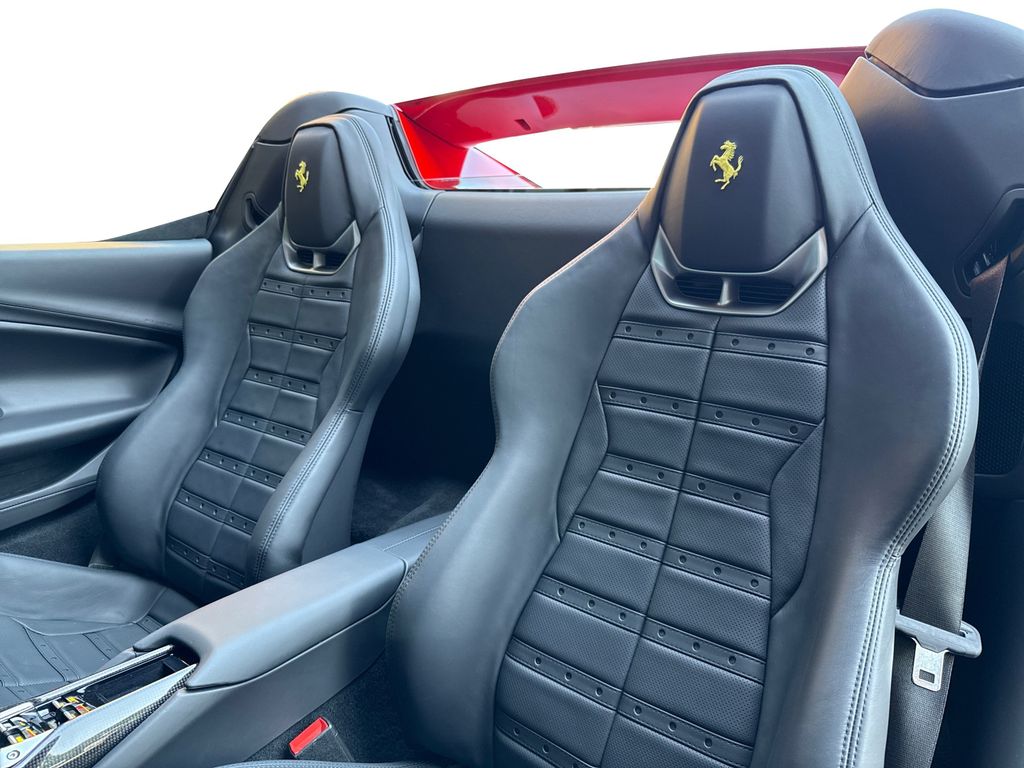 Ferrari 296 GTS 2024