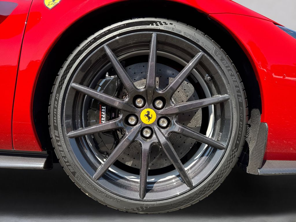 Ferrari 296 GTS 2024