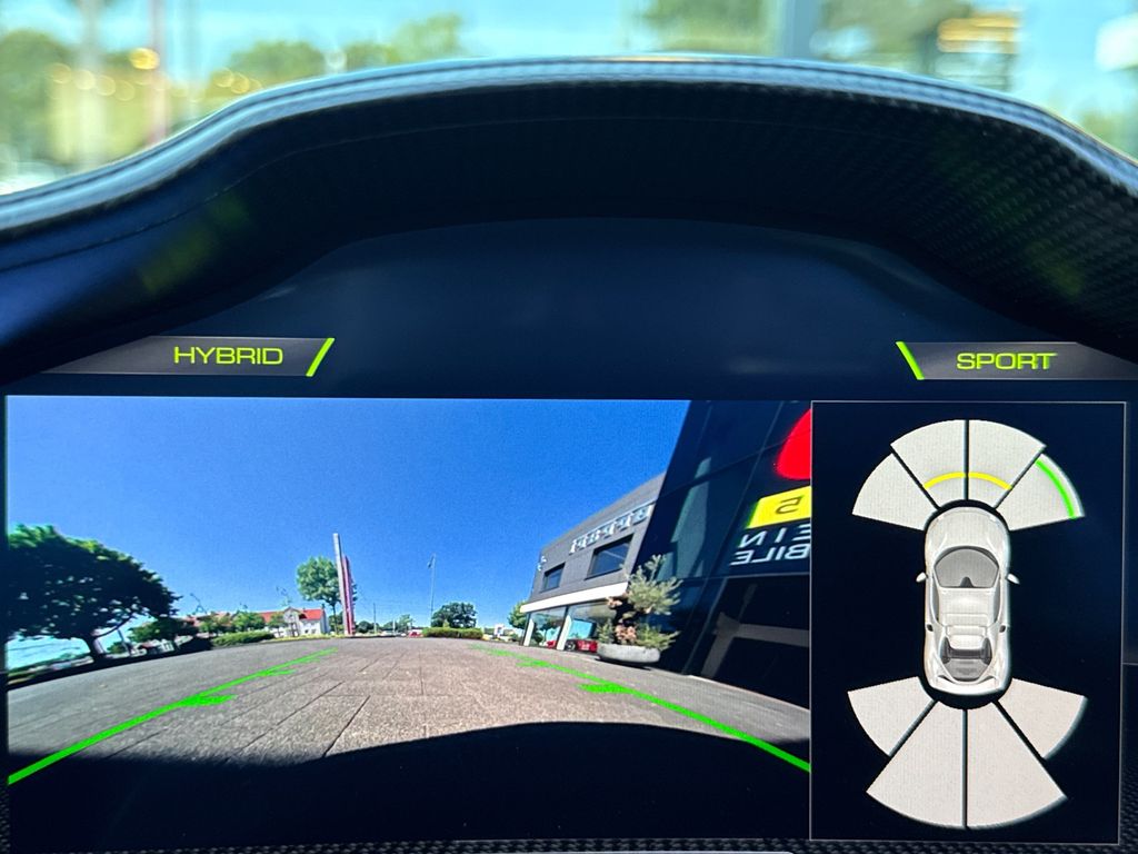 Ferrari 296 GTS 2024