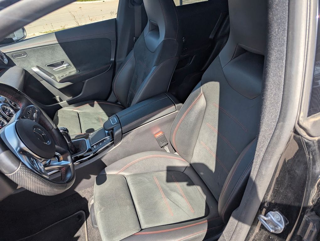 Mercedes-Benz CLA 180 2021