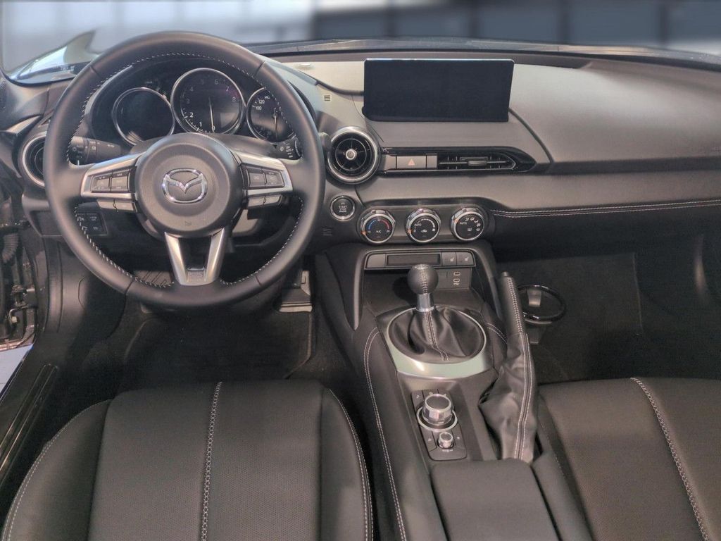 Mazda MX-5 2025