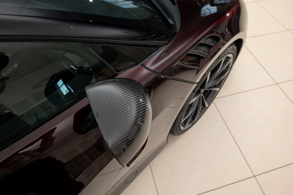 McLaren Artura 2025