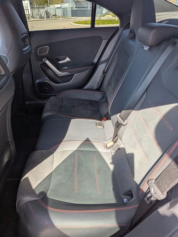 Mercedes-Benz CLA 180 2021