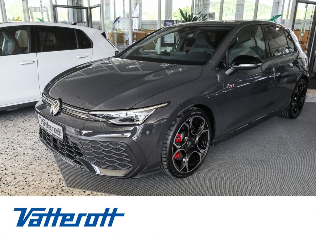 Volkswagen Golf 2025