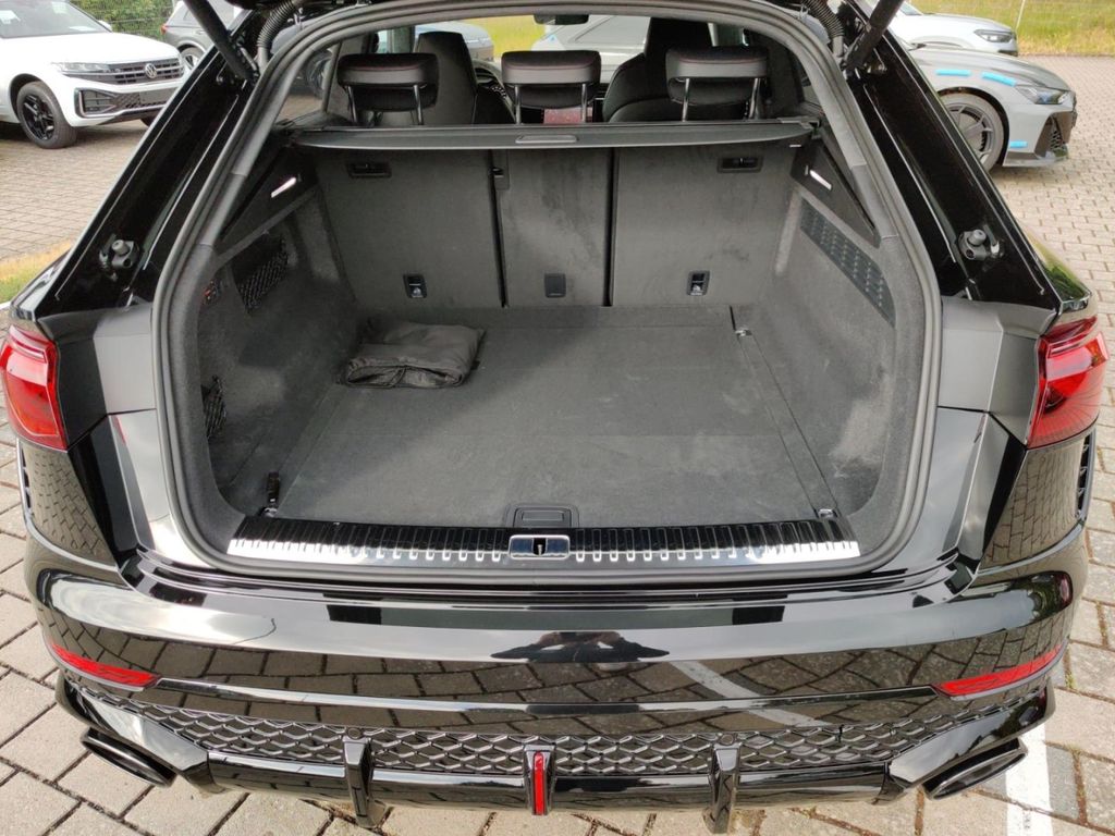 Audi RSQ8 2025