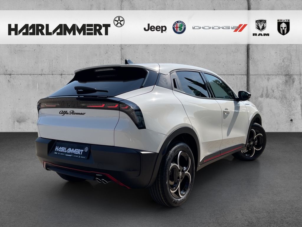 Alfa Romeo Junior 2025