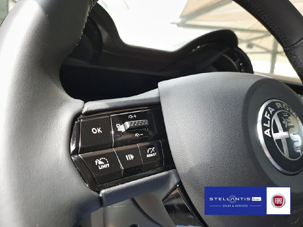 Alfa Romeo Junior 2025