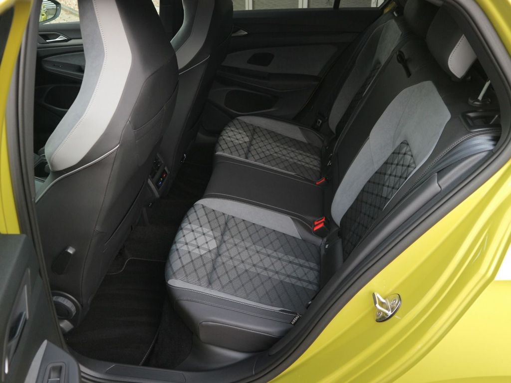 Volkswagen Golf 2021